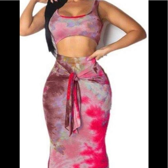 Woman set - Picture 2 of 2